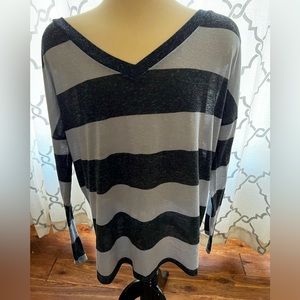 Victoria’s Secret Long Sleeve Shirt